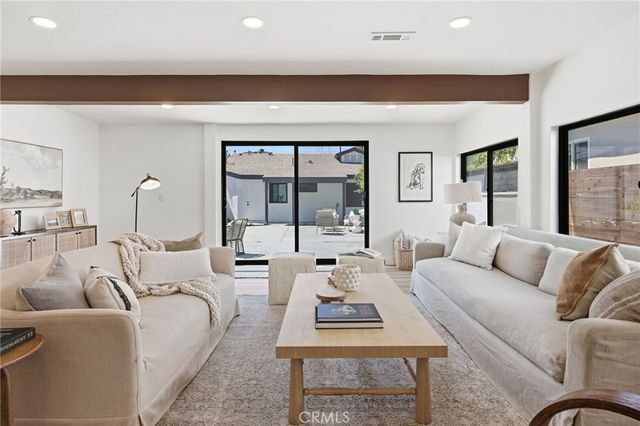 4529 Pepperwood Avenue, Long Beach, CA 90808