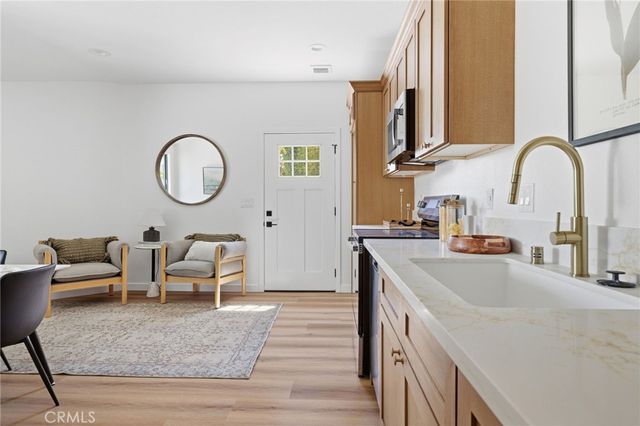 4529 Pepperwood Avenue, Long Beach, CA 90808