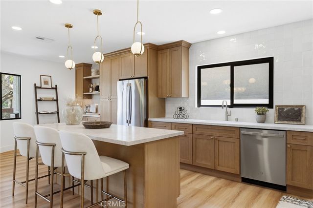 4529 Pepperwood Avenue, Long Beach, CA 90808
