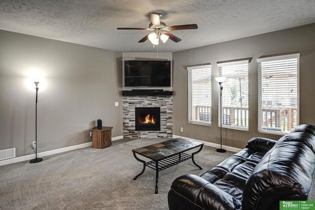 14902 S 22nd Street, Bellevue, NE 68123