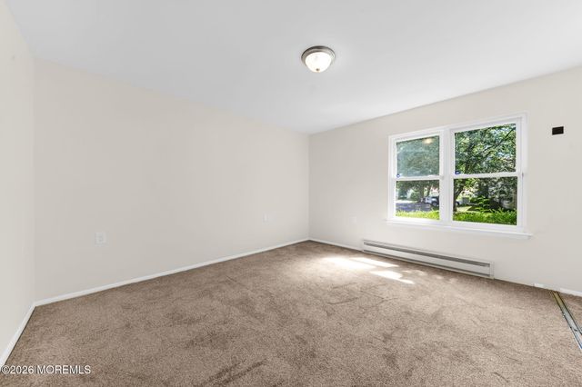 759B Liverpool Circle, Manchester, NJ 08759