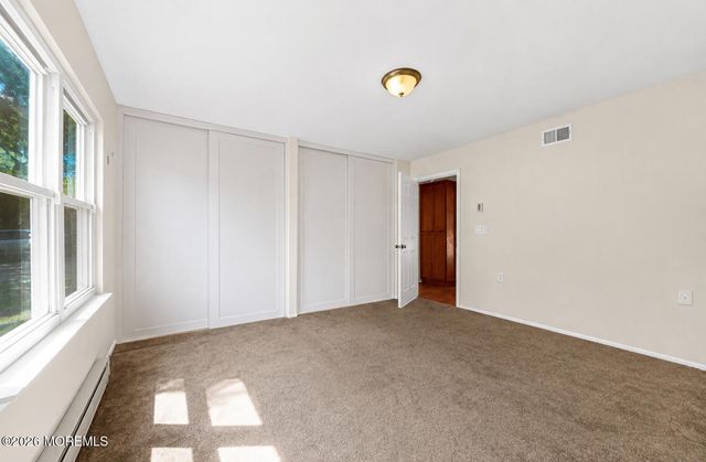 759B Liverpool Circle, Manchester, NJ 08759
