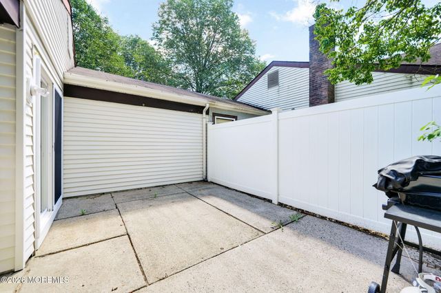 759B Liverpool Circle, Manchester, NJ 08759