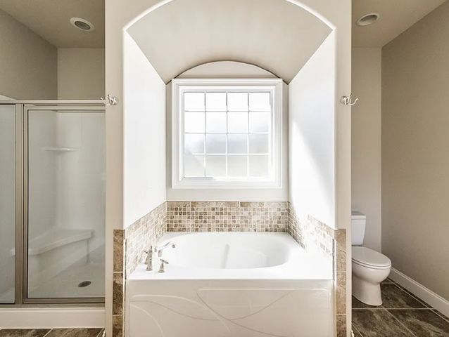 1024 Sweet Oak Rdg, Hendersonville, TN 37075