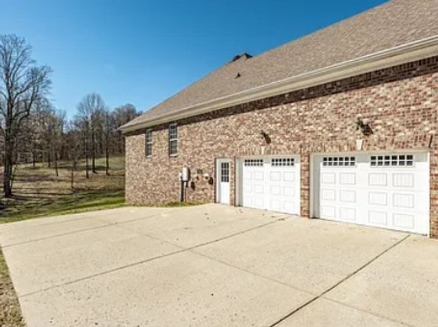 1024 Sweet Oak Rdg, Hendersonville, TN 37075