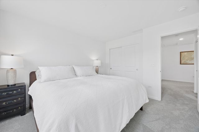 4474 Chelsea Manor Circle, Aurora, IL 60504