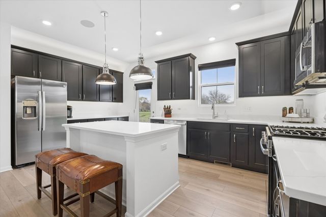 4474 Chelsea Manor Circle, Aurora, IL 60504