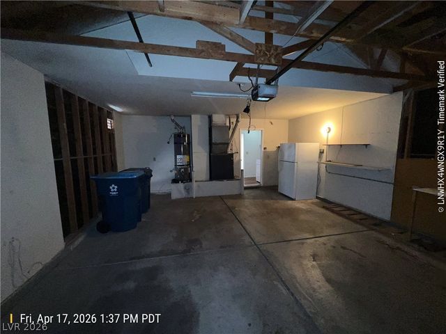 7686 Isley Avenue, Las Vegas, NV 89147