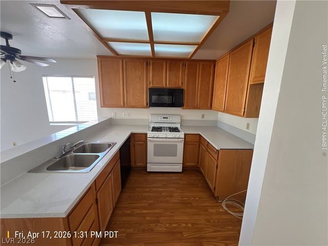 7686 Isley Avenue, Las Vegas, NV 89147