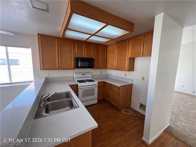 7686 Isley Avenue, Las Vegas, NV 89147