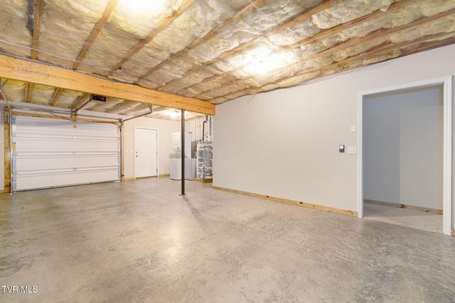 2121 South Greenwood Drive 300, Johnson City, TN 37604