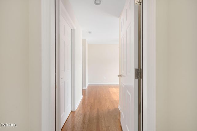 2121 South Greenwood Drive 300, Johnson City, TN 37604