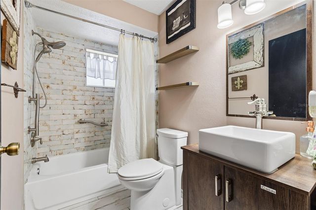 7618 MOKENA COURT, New Port Richey, FL 34654