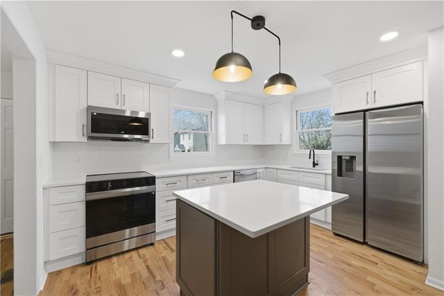 2415 Charleston Oaks Lane, Decatur, GA 30030