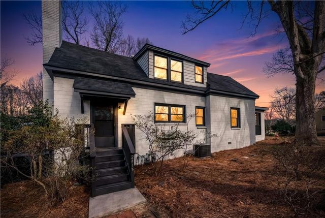 2415 Charleston Oaks Lane, Decatur, GA 30030