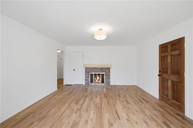 2415 Charleston Oaks Lane, Decatur, GA 30030