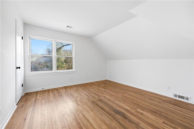 2415 Charleston Oaks Lane, Decatur, GA 30030