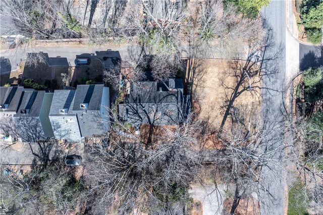 2415 Charleston Oaks Lane, Decatur, GA 30030