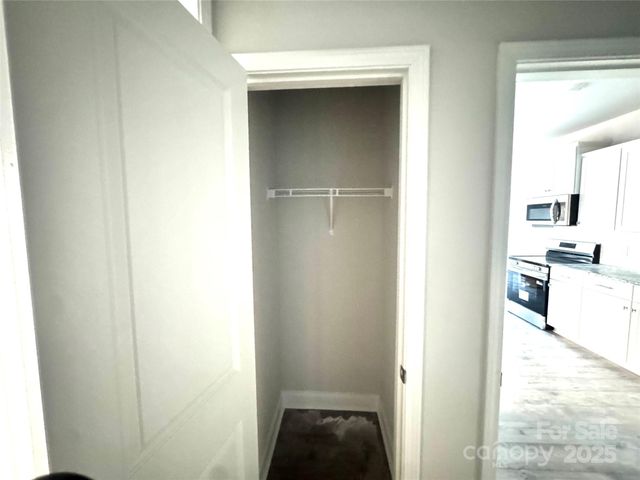 724 Inwood Hill Drive 8, Gastonia, NC 28056