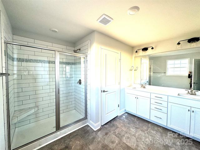 724 Inwood Hill Drive 8, Gastonia, NC 28056