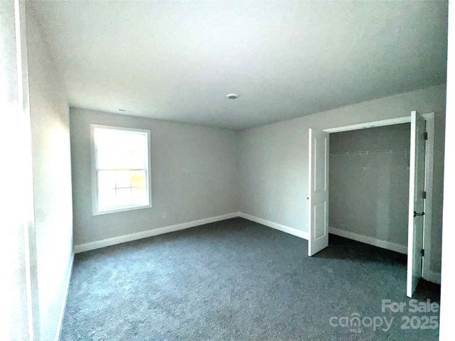 724 Inwood Hill Drive 8, Gastonia, NC 28056