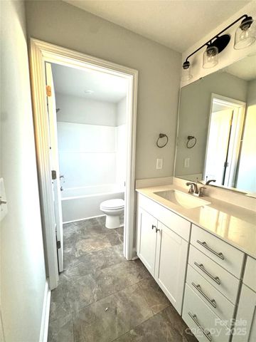 724 Inwood Hill Drive 8, Gastonia, NC 28056