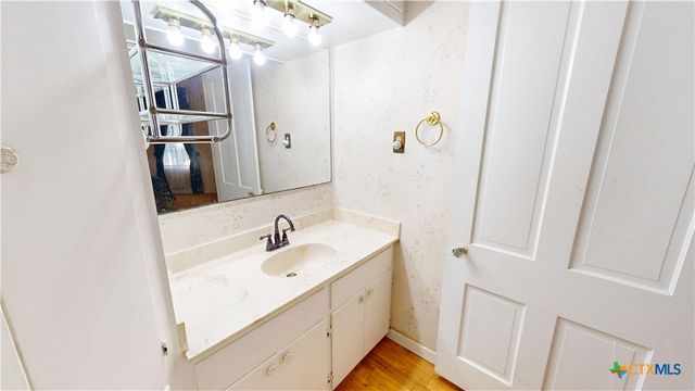 305 State Highway 72 West, Nordheim, TX 78141