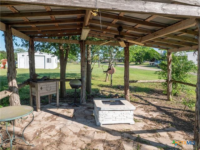 305 State Highway 72 West, Nordheim, TX 78141