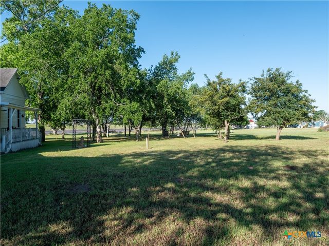 305 State Highway 72 West, Nordheim, TX 78141