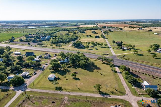 305 State Highway 72 West, Nordheim, TX 78141