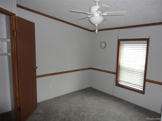 423 Glasgow, Bedford Township, MI 48182