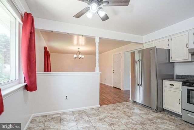 101 GREENBRIAR RD, Delran, NJ 08075
