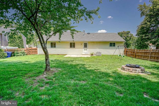 101 GREENBRIAR RD, Delran, NJ 08075