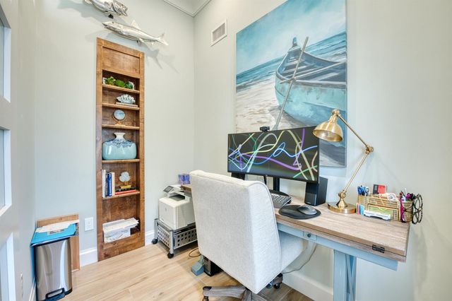 3233 NE 40th Court, Fort Lauderdale, FL 33308