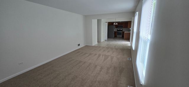 1310 green trails Drive, Plainfield, IL 60586