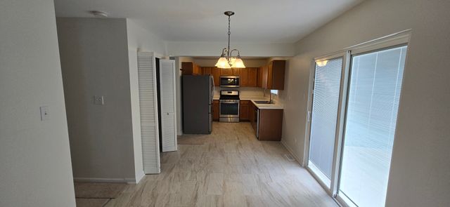 1310 green trails Drive, Plainfield, IL 60586