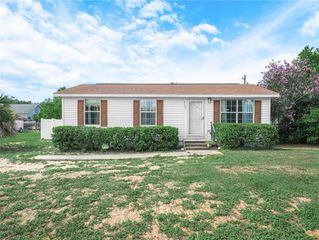 2568 TALL PALM AVENUE, Lake Wales, FL 33898