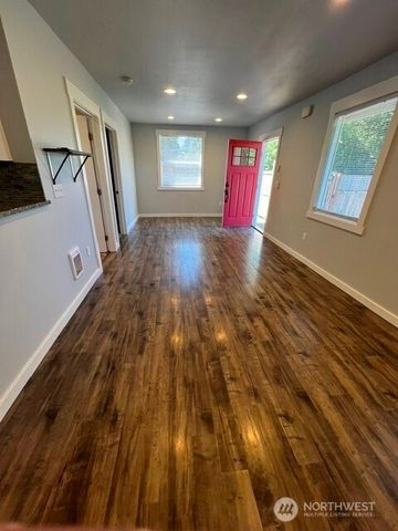 414 Chambers Street NE, Olympia, WA 98506