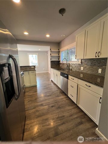 414 Chambers Street NE, Olympia, WA 98506