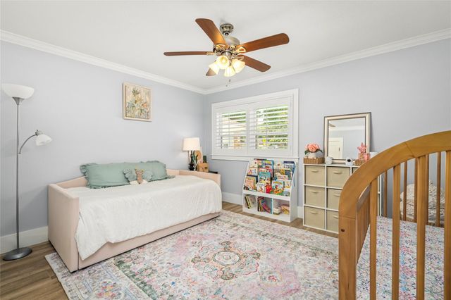 9018 Mullins Drive, Houston, TX 77096