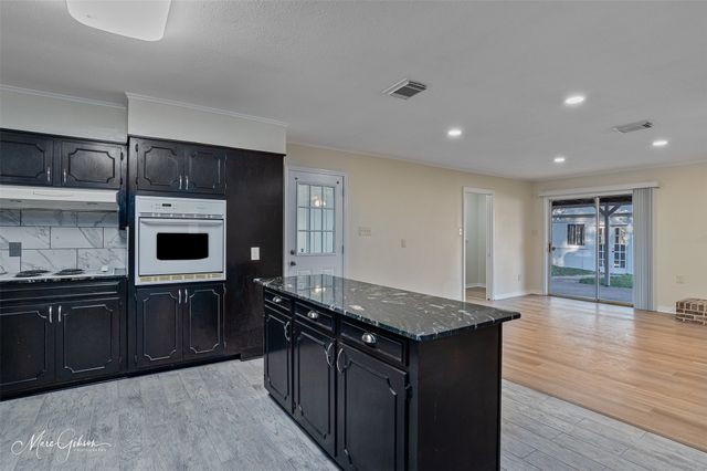 1218 Oden Street, Shreveport, LA 71104