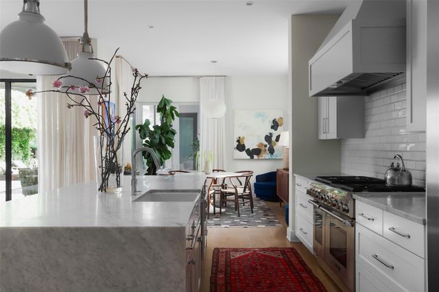 705 W Monroe ST, Austin, TX 78704