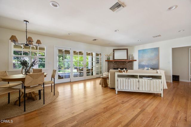3080 Menlo Drive, Glendale, CA 91208