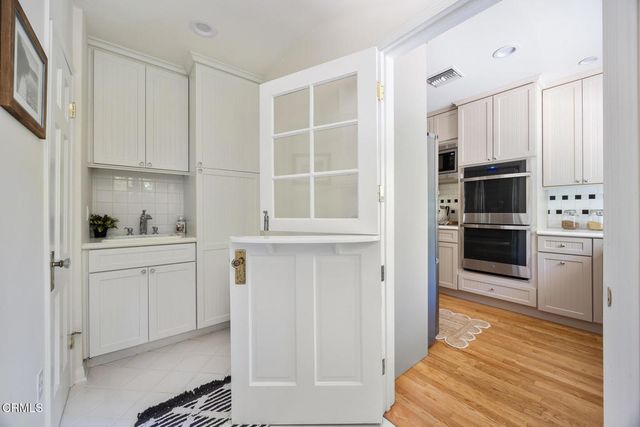 3080 Menlo Drive, Glendale, CA 91208