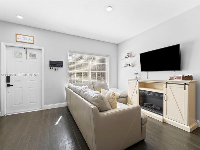 11051 Sand Piper Ct, Tamarac, FL 33321