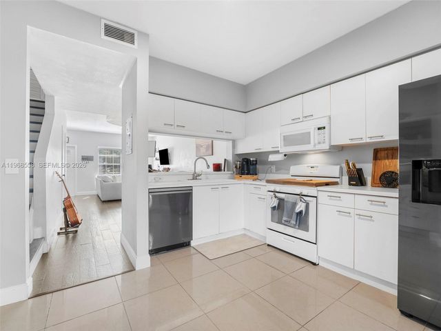 11051 Sand Piper Ct, Tamarac, FL 33321