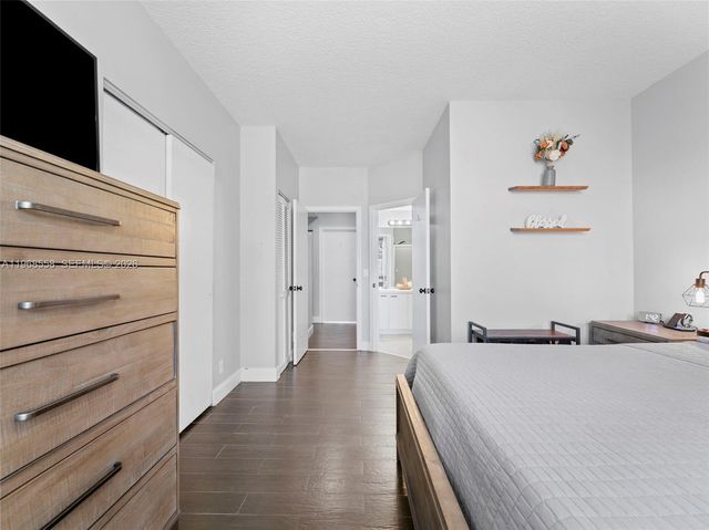 11051 Sand Piper Ct, Tamarac, FL 33321