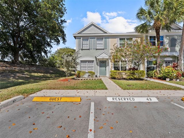 11051 Sand Piper Ct, Tamarac, FL 33321