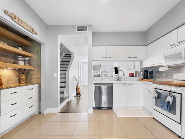 11051 Sand Piper Ct, Tamarac, FL 33321