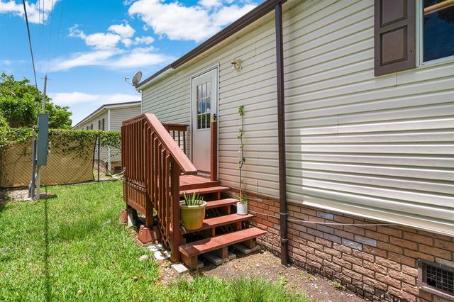220 NE 12th Avenue 44, Homestead, FL 33030